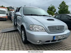 Silber Gebraucht 2002 Kia Carnival Van / Kleinbus | 5.999 €