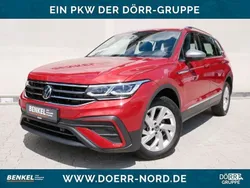 Rot Gebraucht 2024 VW Tiguan Allspace Life SUV | 37.870 € (Fairer Preis)