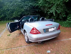 Silber Gebraucht 2001 Mercedes SLK230 Cabrio | 1.000 € (Superpreis)