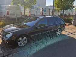 Gebraucht 2006 Mercedes 220 Avantgarde Limousine | 2.600 €