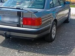 Audi 100