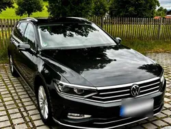 Grau Gebraucht 2022 VW Passat Elegance Kombi | 30.750 € (Teuer)