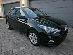 Schwarz Gebraucht 2018 Hyundai i20 Active Limousine | 7.550 € (Fairer Preis)