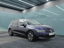 Blau Gebraucht 2024 VW Golf VIII Move Limousine | 28.100 € (Fairer Preis)