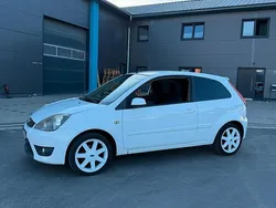 Weiß Gebraucht 2008 Ford Fiesta Kleinwagen | 1.100 € (Guter Preis)