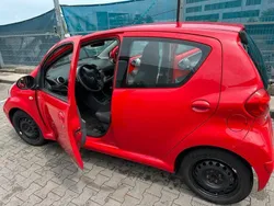 Rot Gebraucht 2007 Toyota Aygo Kleinwagen | 2.750 € (Fairer Preis)