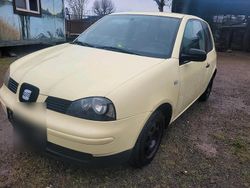 Gelb Gebraucht 2003 Seat Arosa Kleinwagen | 800 € (Guter Preis)