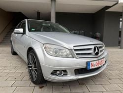 Silber Gebraucht 2009 Mercedes C250 Limousine | 3.950 € (Superpreis)