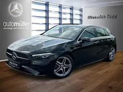 Schwarz Gebraucht 2024 Mercedes A200 AMG Limousine | 33.980 € (Fairer Preis)
