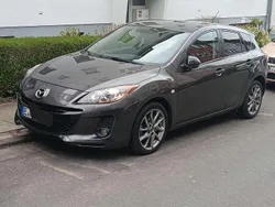 Grau Gebraucht 2013 Mazda 3 Kenko Limousine | 6.450 € (Teuer)