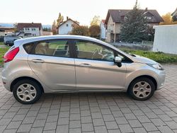 Silber Gebraucht 2009 Ford Fiesta Limousine | 3.250 €