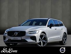 Silver dawn / metallic Gebraucht 2024 Volvo V60 Plus Kombi | 44.980 € (Etwas zu teuer)