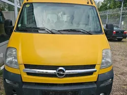 Gelb Gebraucht 2005 Opel Movano Van | 3.100 € (Fairer Preis)