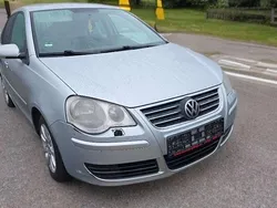 Silber Gebraucht 2006 VW Polo Sportline Kleinwagen | 3.495 € (Etwas zu teuer)