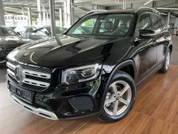 Nachtschwarz Gebraucht 2022 Mercedes GLB180 Style SUV | 26.999 € (Etwas zu teuer)