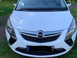 Weiß Gebraucht 2012 Opel Zafira Tourer Van / Kleinbus | 4.500 € (Superpreis)