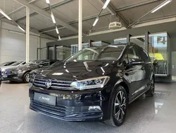 Schwarz Gebraucht 2023 VW Touran Comfortline Van / Kleinbus | 31.990 € (Fairer Preis)