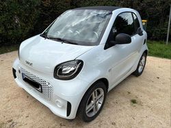Weiß Gebraucht 2020 Smart ForTwo Electric Drive Coupé | 9.100 € (Fairer Preis)