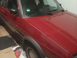 Rot Gebraucht 1991 VW Jetta Limousine | 3.900 €