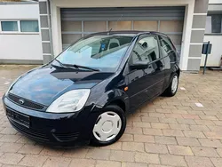 Blau Gebraucht 2005 Ford Fiesta Kleinwagen | 1.750 € (Fairer Preis)