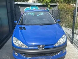 Blau Gebraucht 2006 Peugeot 206 Kleinwagen | 1.950 € (Fairer Preis)