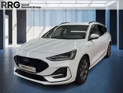 Frost weiss Gebraucht 2024 Ford Focus ST-Line Kombi | 25.930 € (Fairer Preis)