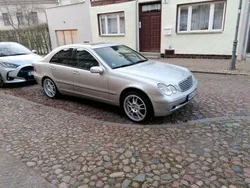 Silber Gebraucht 2005 Mercedes 220 Limousine | 3.000 € (Superpreis)