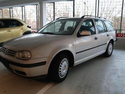 Silber Gebraucht 2000 VW Golf IV Kombi | 1.000 € (Guter Preis)