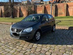 Grau Gebraucht 2007 VW Polo Limousine | 2.600 € (Guter Preis)