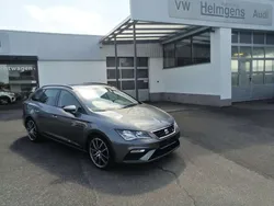 "pirineos" grau Gebraucht 2018 Seat Leon ST FR Kombi | 15.650 € (Fairer Preis)