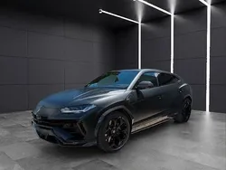 Schwarz Gebraucht 2024 Lamborghini Urus SUV | 322.890 € (Etwas zu teuer)
