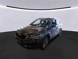 Grau Gebraucht 2021 Skoda Karoq Clever SUV | 16.990 €