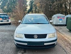 Silber Gebraucht 1998 VW Passat Kombi | 350 € (Superpreis)