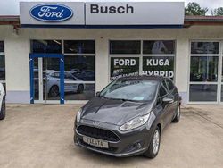 Magneticgrau (metallic) Gebraucht 2016 Ford Fiesta Celebration Kleinwagen | 10.600 €