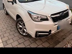 Weiß Gebraucht 2018 Subaru Forester SUV | 21.800 €