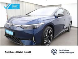 Aquamarinblau (blue), metallic Gebraucht 2025 VW ID.7 GTX Kombi | 49.900 € (Superpreis)