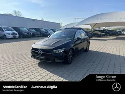 Lack kosmosschwarz Gebraucht 2023 Mercedes A250 Progressive Limousine | 30.350 € (Fairer Preis)