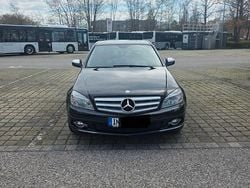 Schwarz Gebraucht 2008 Mercedes 220 Avantgarde Limousine | 5.000 €