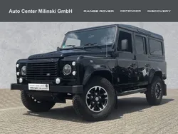 Schwarz Gebraucht 2015 Land Rover Defender SE SUV | 54.950 € (Etwas zu teuer)