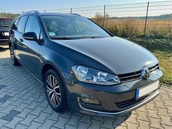 Grau Gebraucht 2016 VW Golf VII Allstar Kombi | 11.600 € (Fairer Preis)