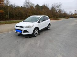 Weiß Gebraucht 2013 Ford Kuga SUV | 9.450 €