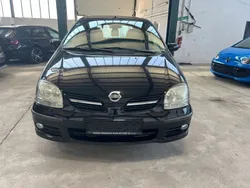 Schwarz Gebraucht 2005 Nissan Almera Tino Acenta+ Van / Kleinbus | 1.200 € (Etwas zu teuer)