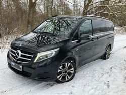 Schwarz Gebraucht 2017 Mercedes V250 Avantgarde Van / Kleinbus | 31.490 € (Fairer Preis)