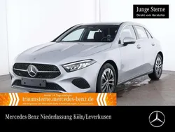 Silber Gebraucht 2024 Mercedes A200 Advanced Limousine | 28.990 € (Fairer Preis)