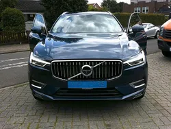 Blau Gebraucht 2017 Volvo XC60 Inscription SUV | 27.890 € (Fairer Preis)