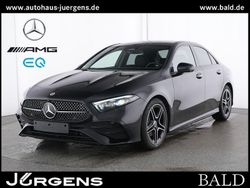 Schwarz kosmosschwarz metallic Gebraucht 2024 Mercedes A200 AMG Limousine | 37.490 € (Teuer)