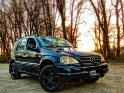 Gebraucht 2001 Mercedes ML320 SUV | 3.000 € (Fairer Preis)