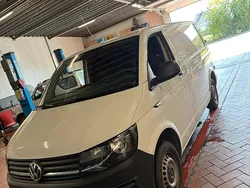 Weiß Gebraucht 2018 VW T6 Van | 23.300 €