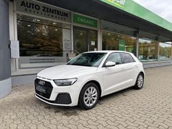 Weiß Gebraucht 2020 Audi A1 Sportback Comfort Kleinwagen | 16.990 € (Etwas zu teuer)