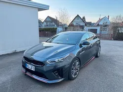 Grau Gebraucht 2020 Kia ProCeed GT 2 Kleinwagen | 23.000 € (Fairer Preis)